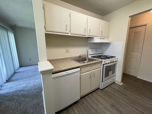 Autumn Ridge Apartments — Photo 45