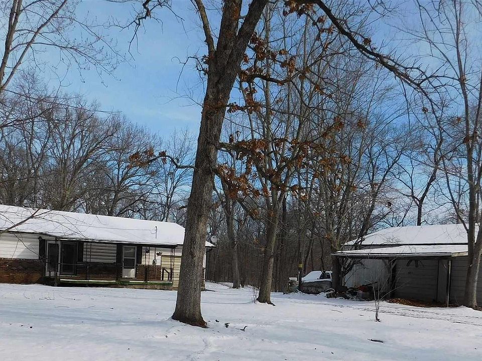 2nd image of 8820 Ridge Rd