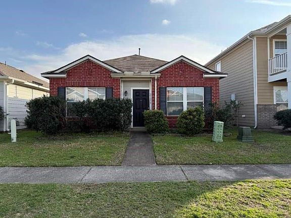 2nd image of 21875 Mossy Field Ln
