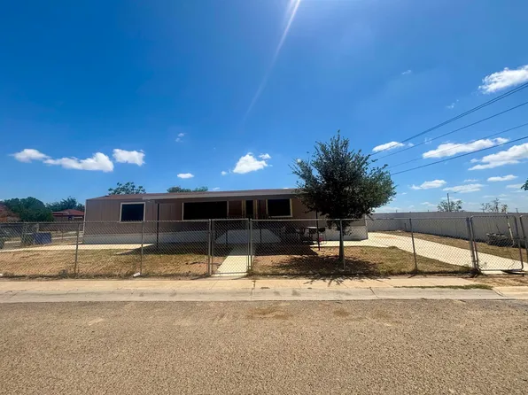 7001 Balcones Dr, Laredo, TX 78046