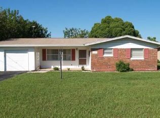 2233 Croydon Rd, Sebring, FL 33870