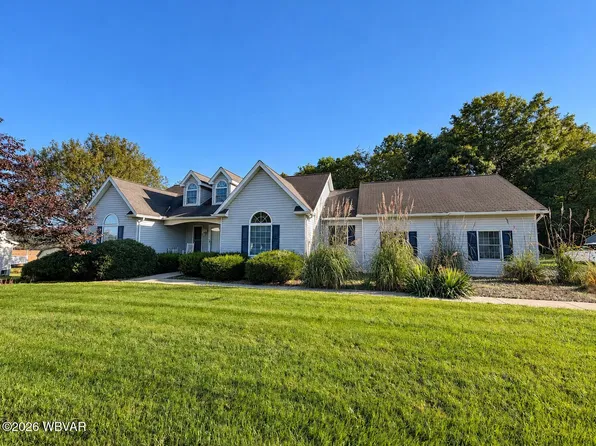 1051 E Springfield Dr, Bellefonte, PA 16823