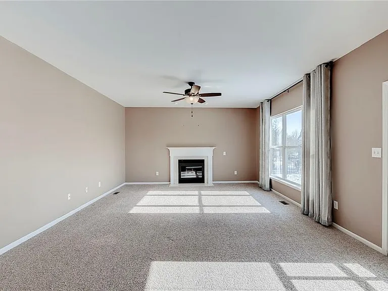 9972 Parkshore Dr — Photo 27