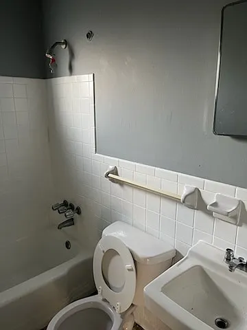 1330 Peach Ave #4 — Photo 4