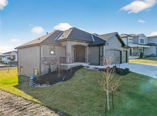 2704 NE Amanda Ln, Blue Springs, MO 64029