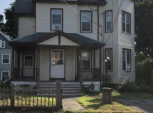 363 Crescent St #1, Waltham, MA 02453