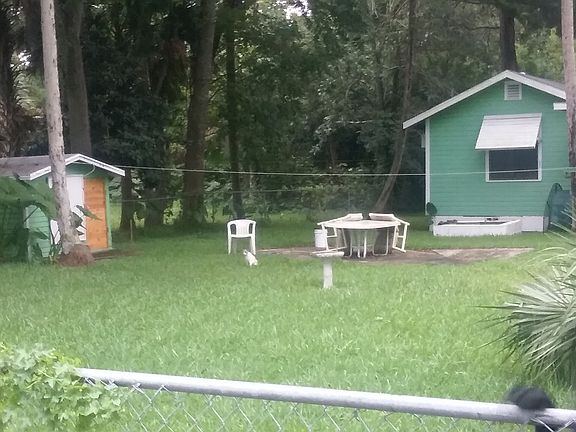 4th image of 814 8th St