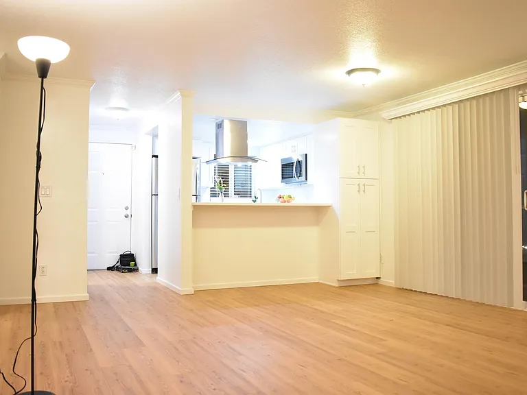 7378 W Lake Sammamish Pkwy NE #2-204 — Photo 17