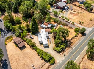 1833 Pleasant Valley Rd, Merlin, OR 97532