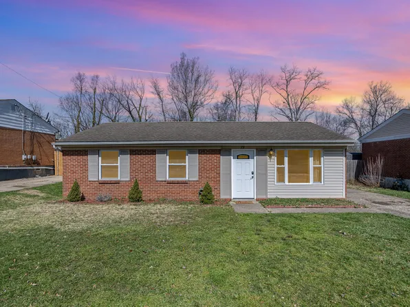29 Plymouth Ln, Elsmere, KY 41018