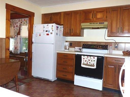 4th image of 35 Carpenter St