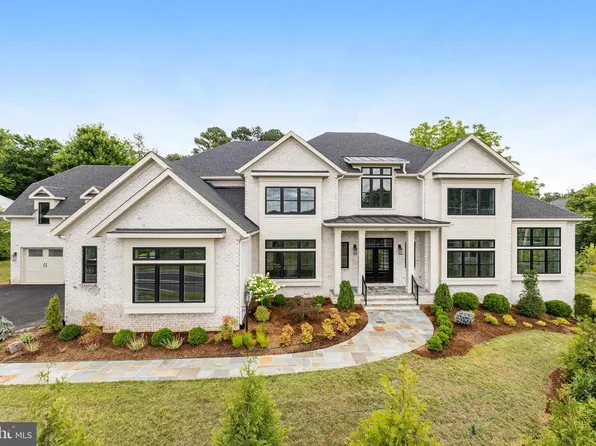 1337 Beulah Rd, Vienna, VA 22182