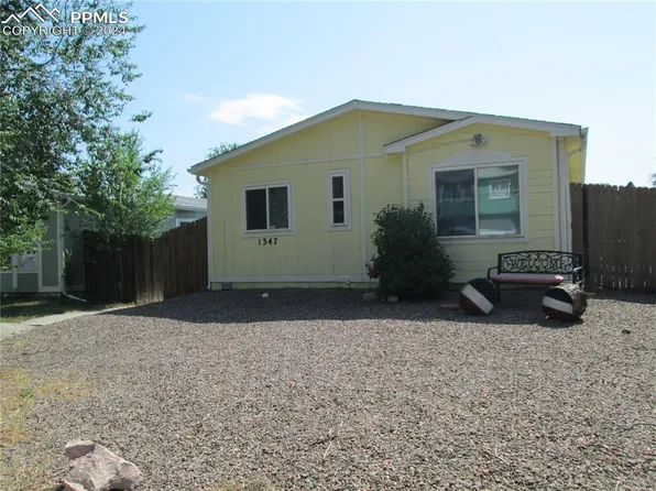 1347 Race St, Colorado Springs, CO 80904