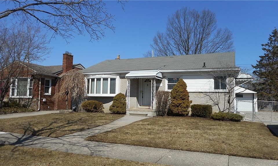 1st image of 21407 Brierstone St
