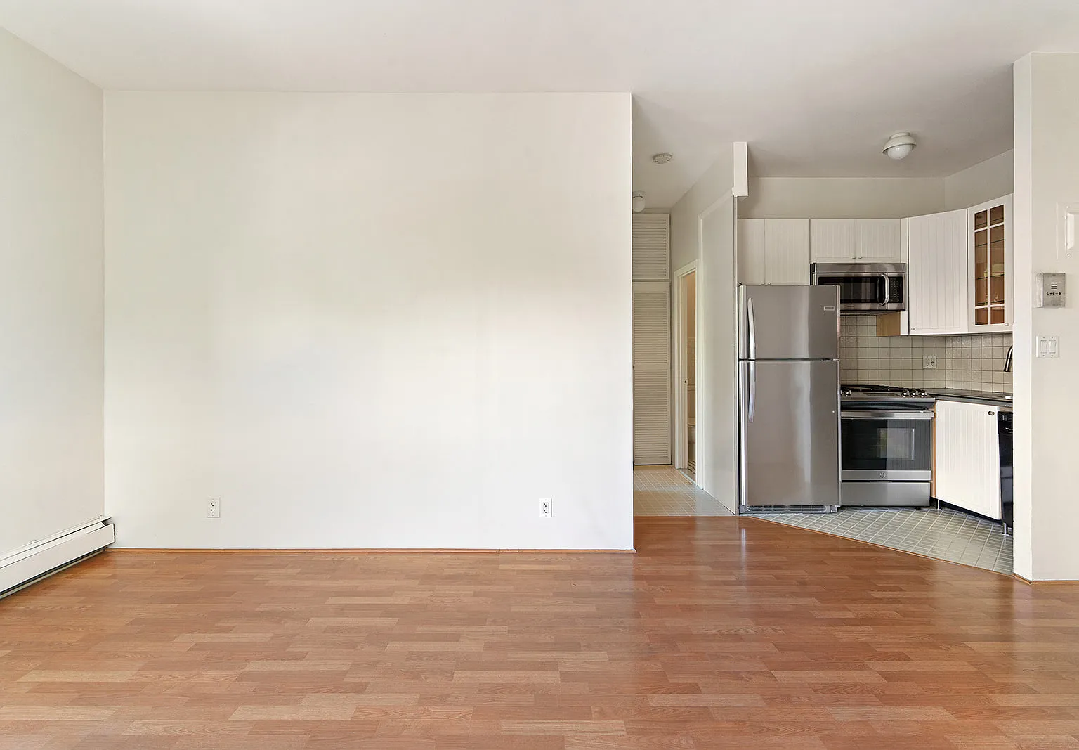 188 Eckford Street — Photo 1