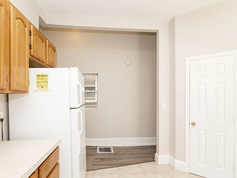 2227 Linden Ave — Photo 21