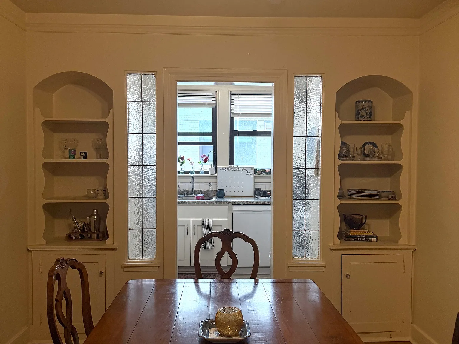 2 bed, 1025 sqft, $1,753 — Photo 3
