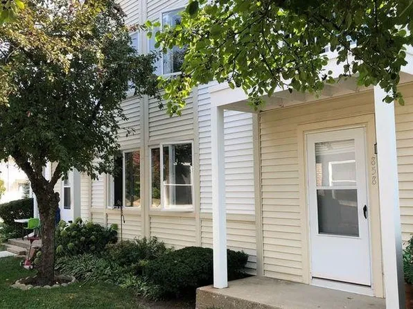 858 Inverrary Ln #D-2, Deerfield, IL 60015