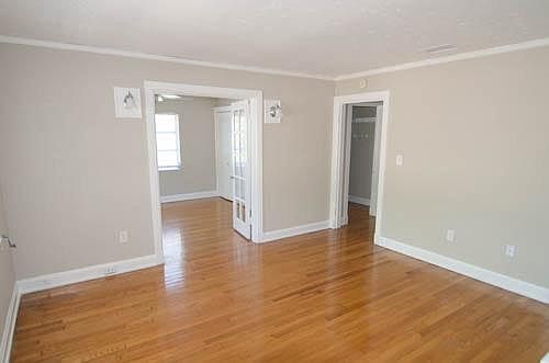 3rd image of 1303 S Gunby Ave APT 6