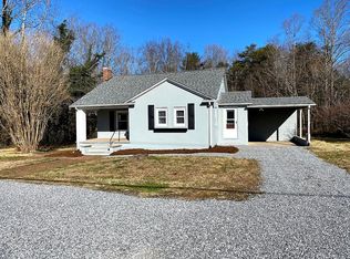 1710 Cajah Mountain Rd, Hudson, NC 28638