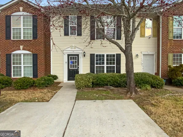 2043 Grove Way, Hampton, GA 30228