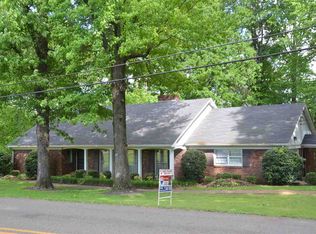 92 Old Malesus Rd, Jackson, TN 38301