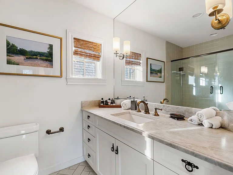 3325 Inwood Dr — Photo 41