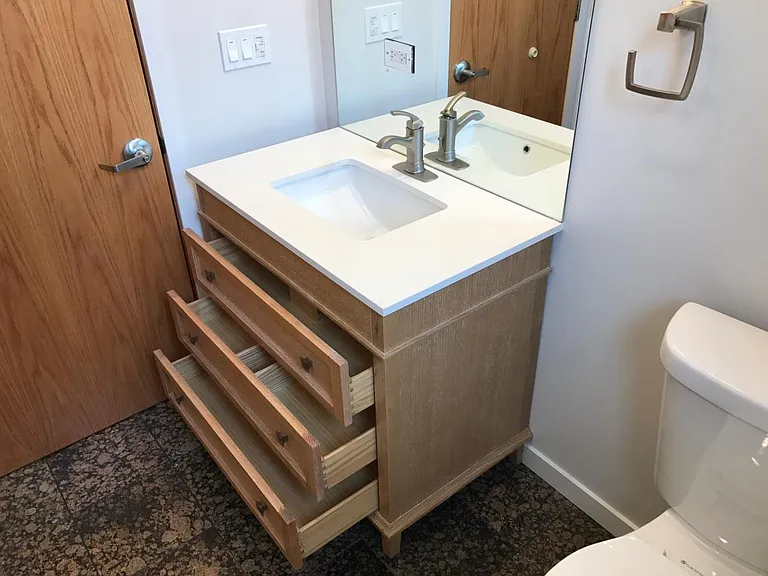 Bathroom vanity