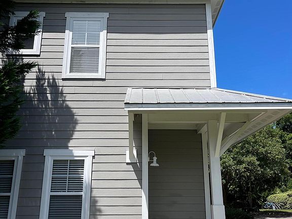 4th image of 1605 Shoreline Place