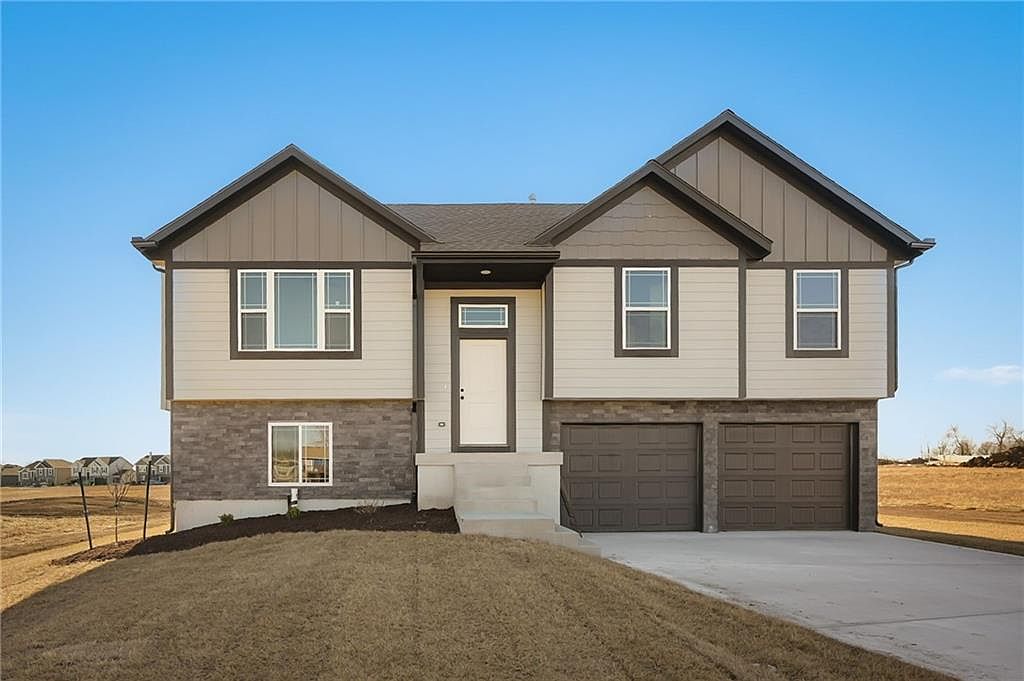 こえだ 11207 207th St, Peculiar, MO 64078 | Zillow