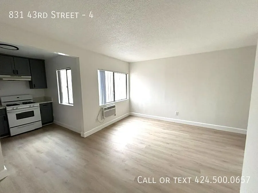 Spacious 1 Bed / 1 Bath | $1795/mo Vermont Knolls, Los Angeles — Photo 4