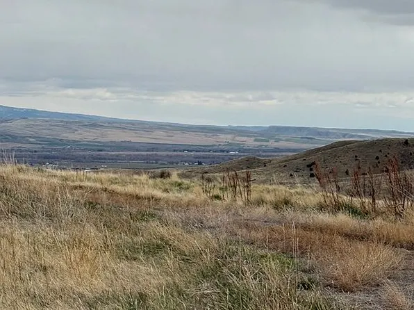 1904 Clapper Flat Rd, Laurel, MT 59044