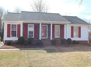 973 Harpeth Bend Dr, Nashville, TN 37221