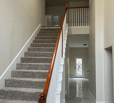 2nd image of 2717 Orchid Dr