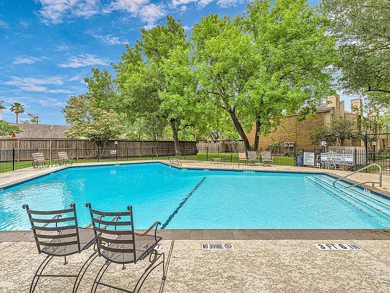 1500 Sandy Springs Rd #35 — Photo 26