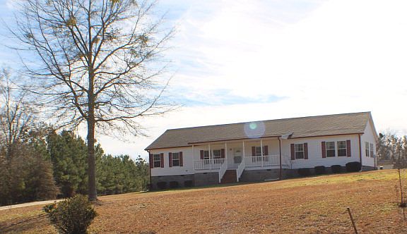 5th image of 210 Bonnie Blue Dr