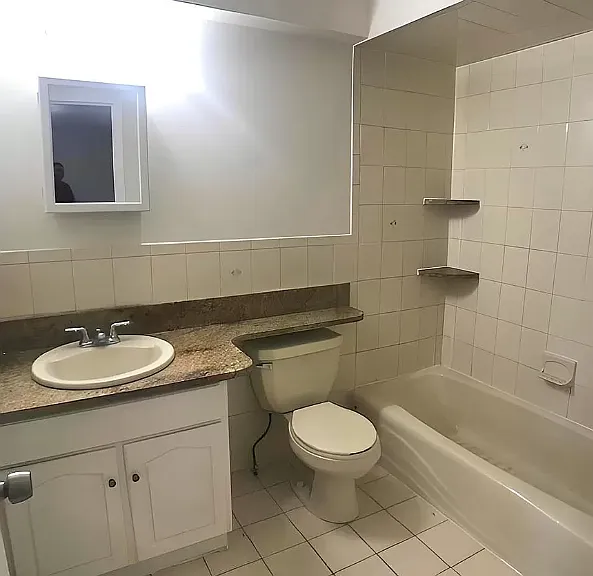 176 McWhorter St #3 — Photo 8
