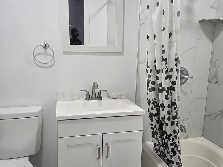 1263 Stuyvesant Ave #1 — Photo 1