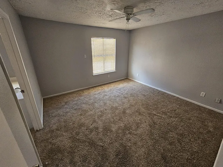 12242 Wild Pine Dr #C — Photo 10