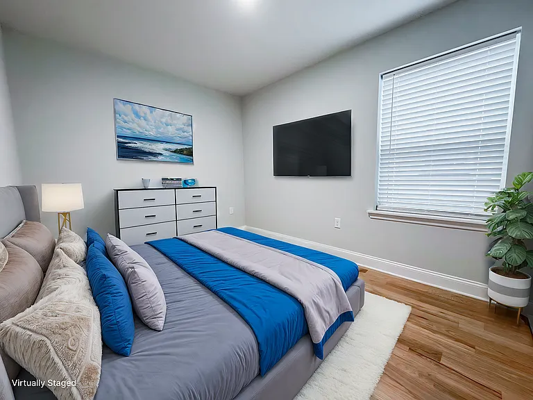 666 Jefferson Ave #2 — Photo 4