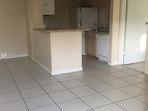 5th image of 24 Crossings Cir APT F