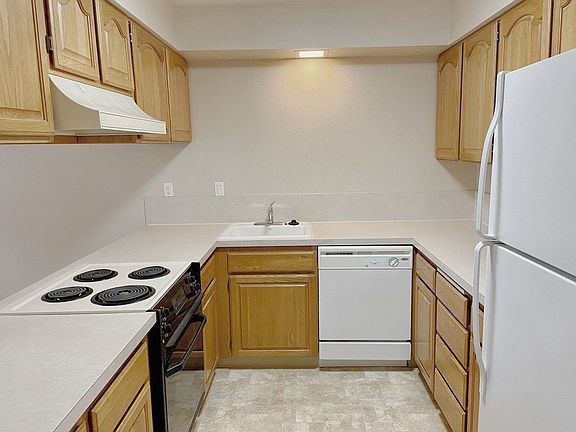5th image of 11835 SW Ridgecrest Dr APT 12