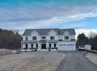 102 Crosby Rd, Berlin, MA 01503