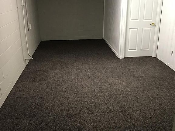 4th image of 7328 S 72nd Ave