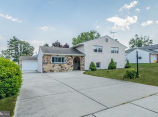 217 Foulke Ln, Springfield, PA 19064