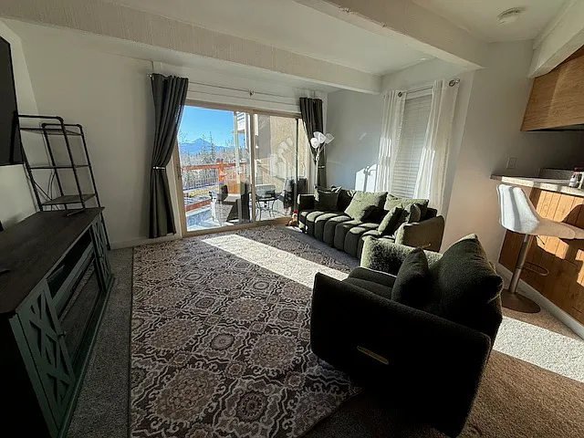 7117 Ryan Gulch Rd — Photo 3