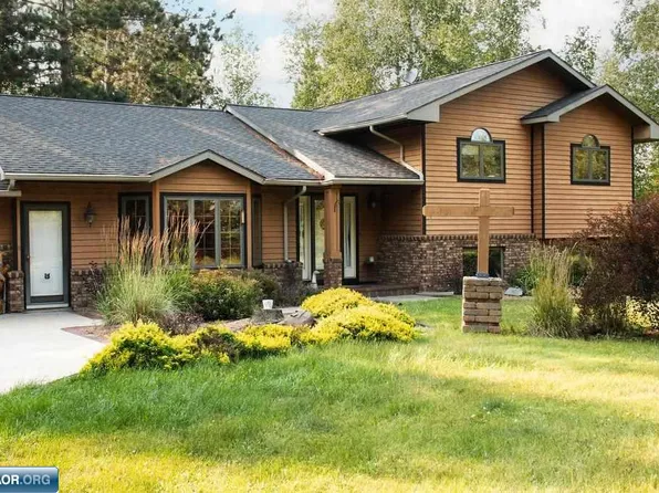 6593 Dewey Lake Shores Rd, Chisholm, MN 55719