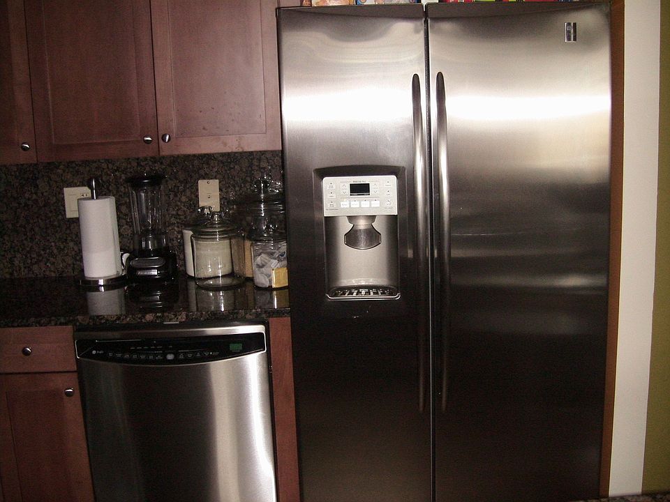 2nd image of 1527 Royce St APT 3K