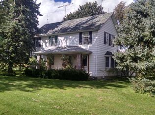 9739 E Carson City Rd, Carson City, MI 48811