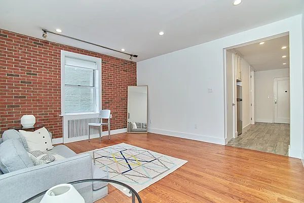 Rented by Keller Williams NYC | media 21